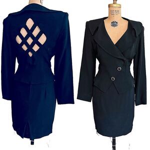 Nina K black crepe blazer and skirt suit- 90s Vintage